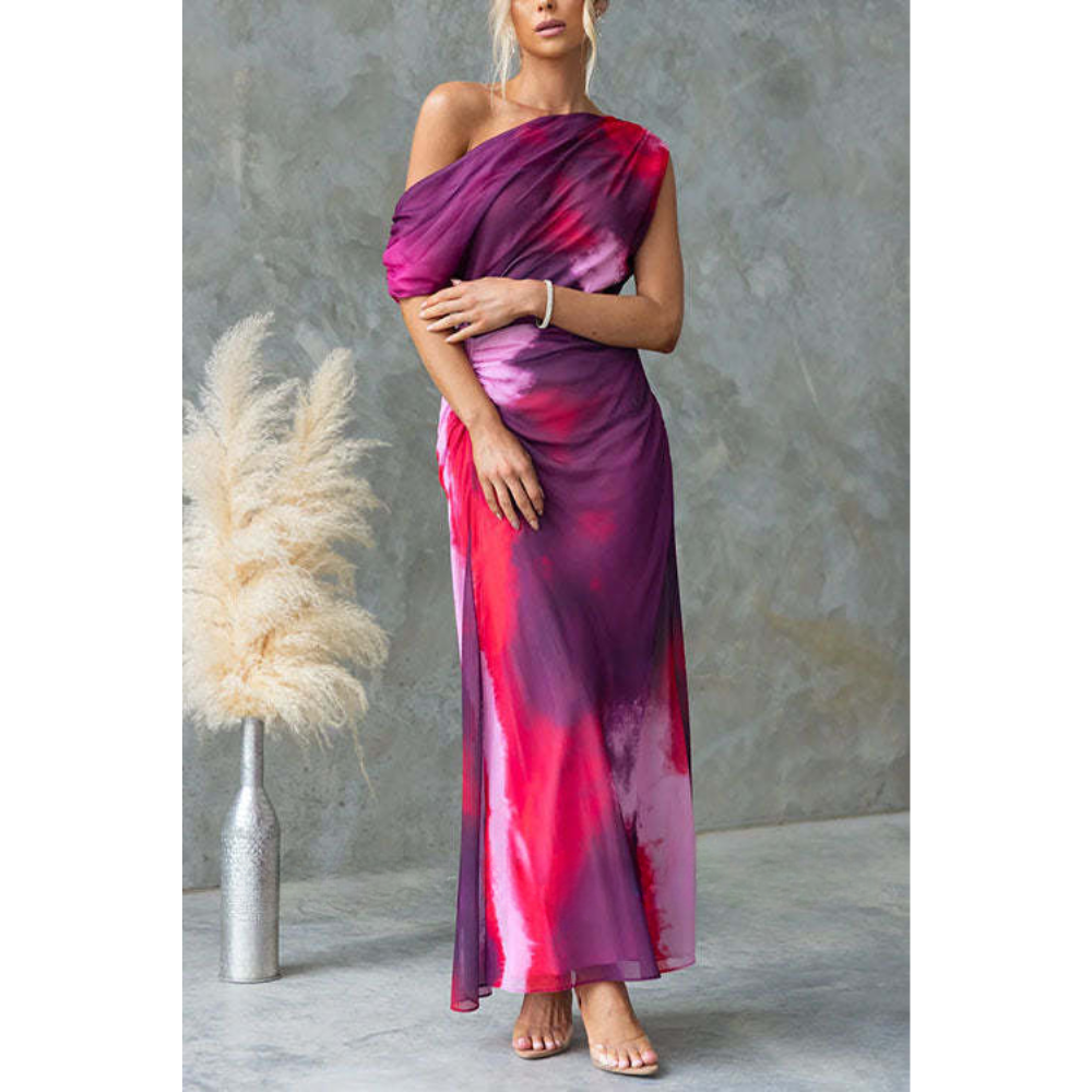 Quirine – One-Shoulder Jurk met Tie-Dye