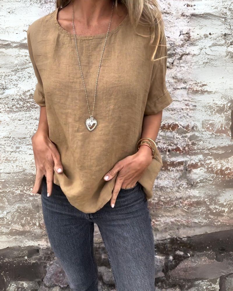 Laura | T-Shirt met Luchtige Elegantie