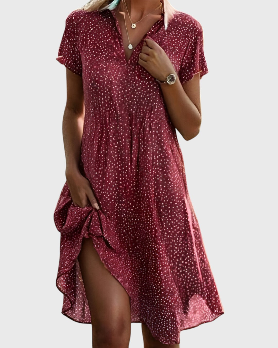 Engelina | Stijlvolle Midi-jurk met Polkadots